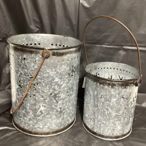 Set of 2 Nesting Metal Snowflake Luminaries