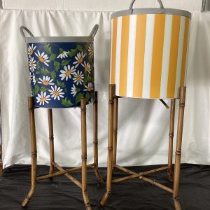 Set of 2 Planters on Stands