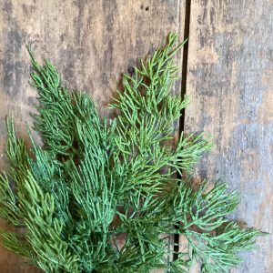 16-inch Natural Cedar Spray (Two-Tone Gree)